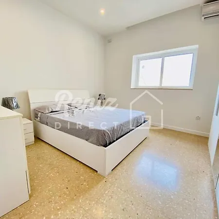 Semesterbostad Lux Near Valletta And Sliema Walking Distance Ta Xbiex